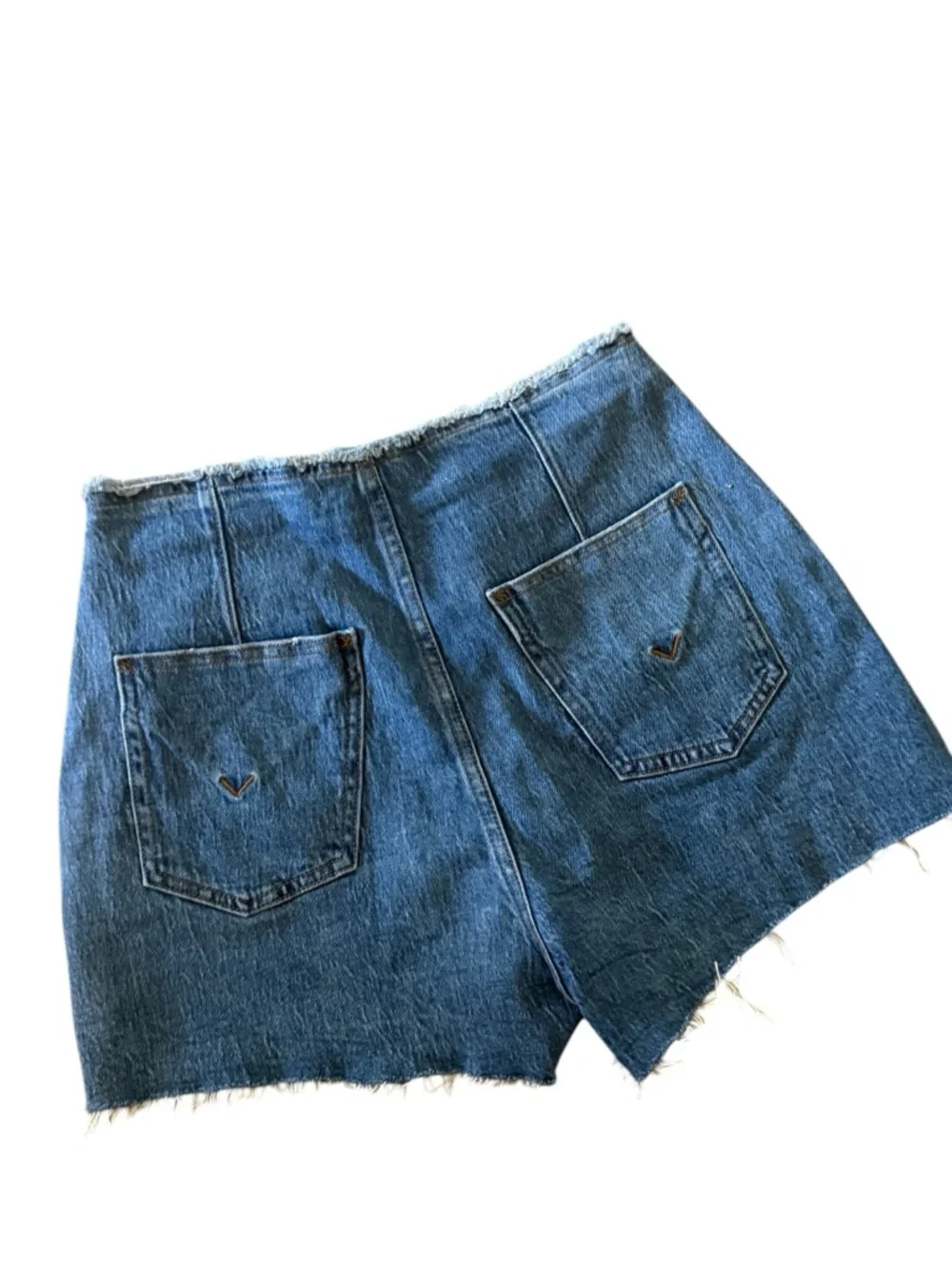 Hudson The Harlow Darted Short in Lookout high-rise style trouser style shorts - Picture 16 of 16
